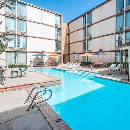 Rodeway Inn And Suites Boulder Broker Esterno foto
