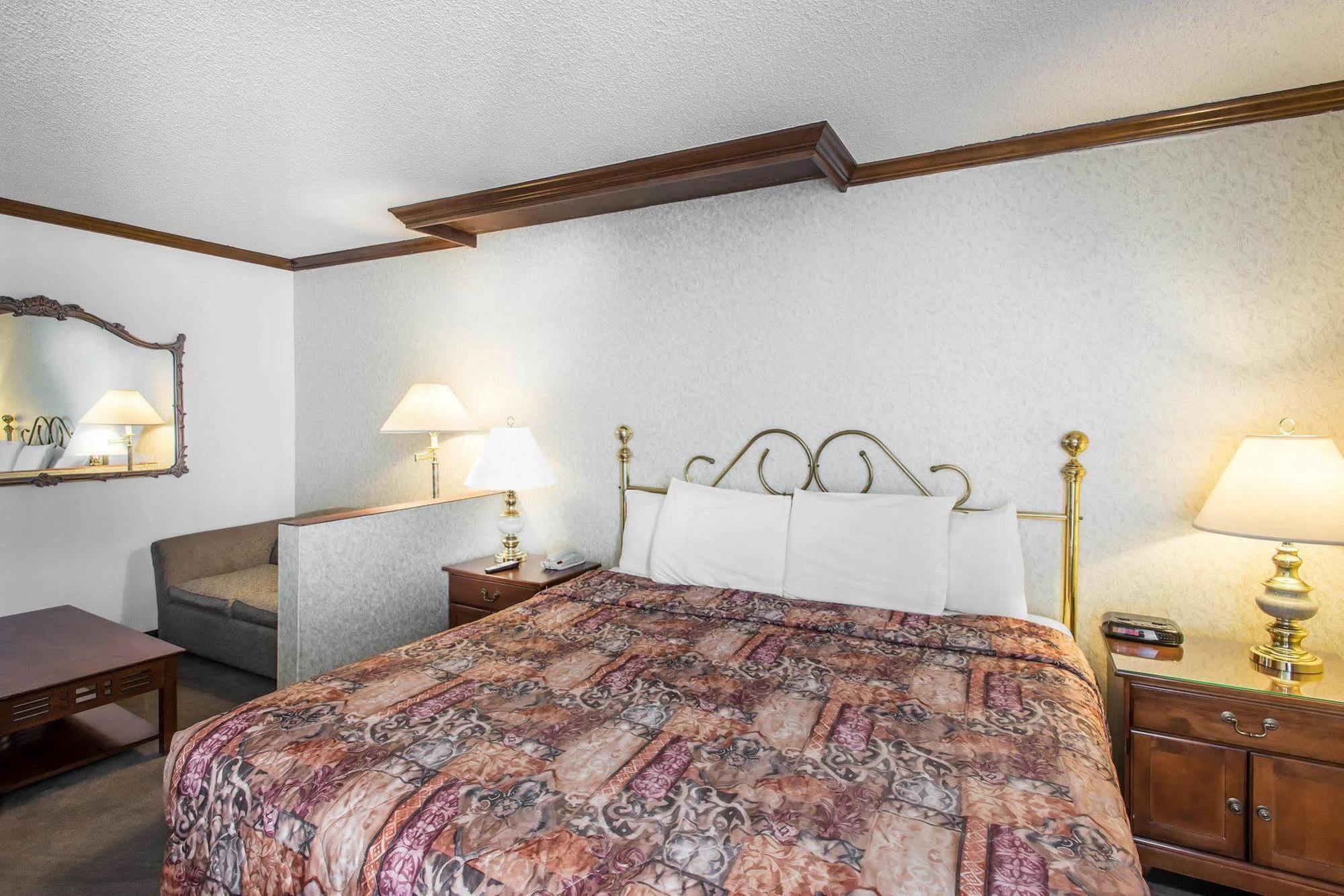 Rodeway Inn And Suites Boulder Broker Esterno foto