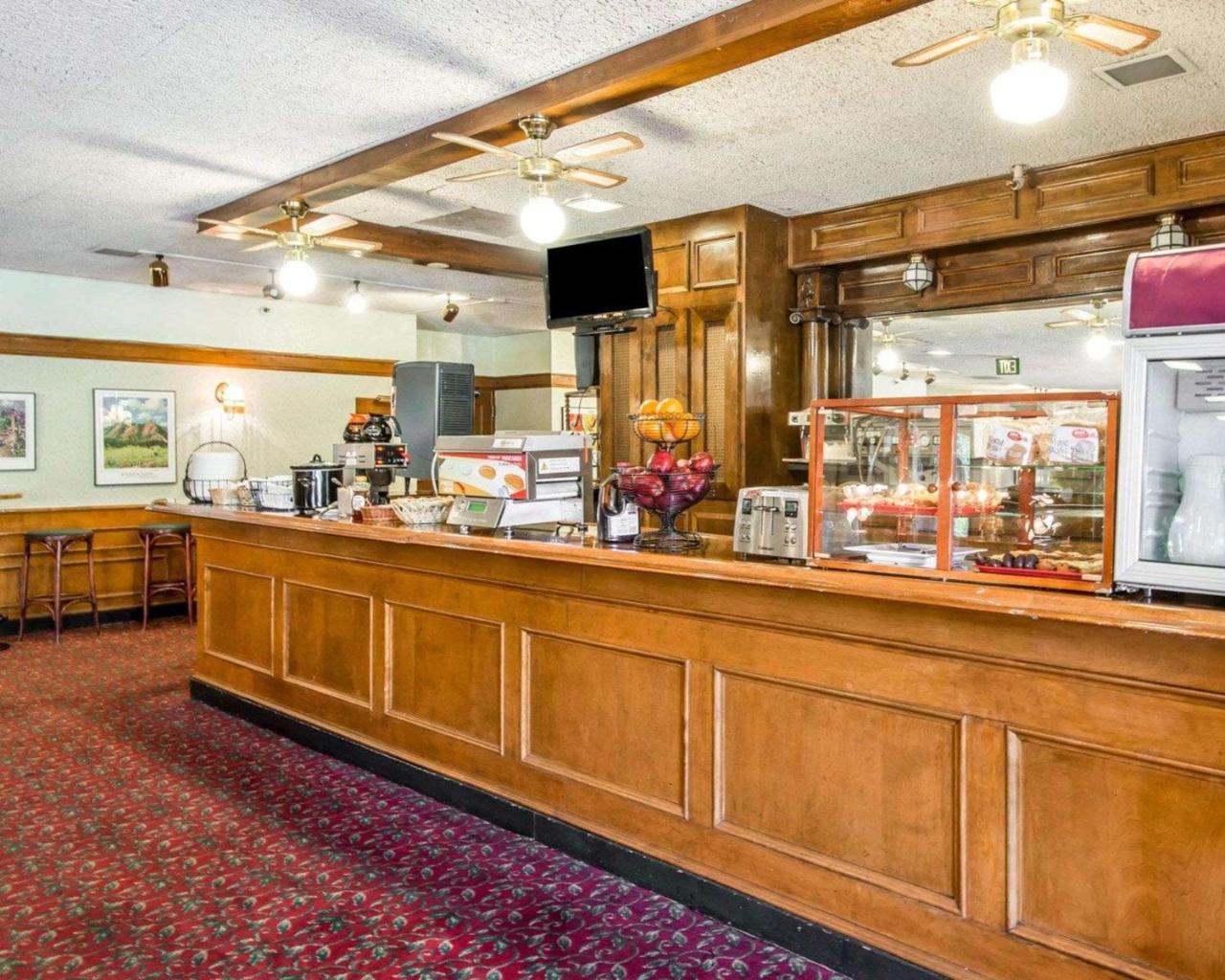 Rodeway Inn And Suites Boulder Broker Esterno foto