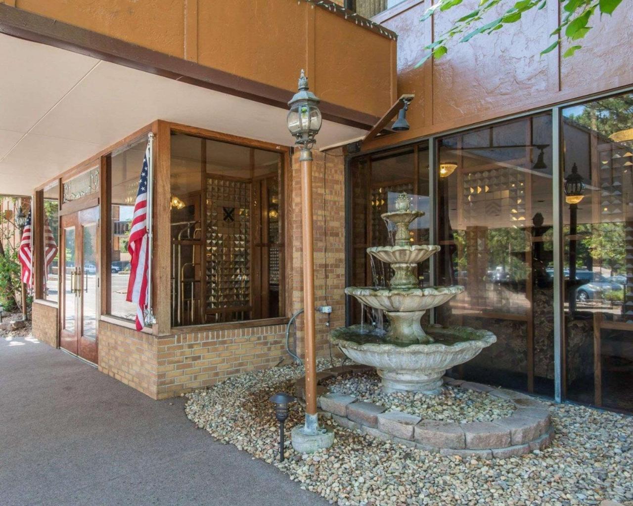 Rodeway Inn And Suites Boulder Broker Esterno foto