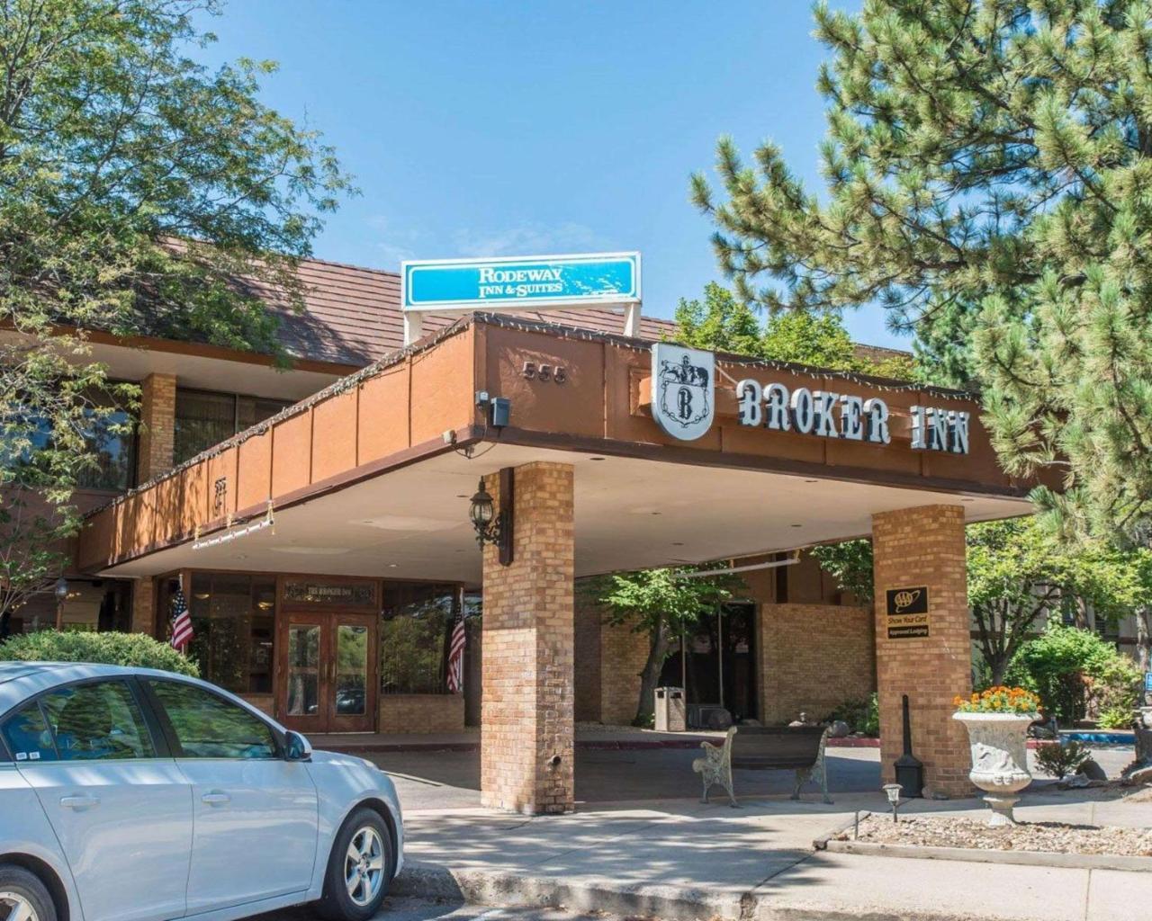 Rodeway Inn And Suites Boulder Broker Esterno foto