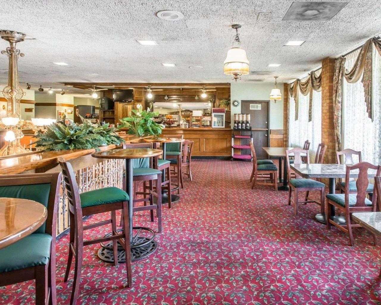 Rodeway Inn And Suites Boulder Broker Esterno foto